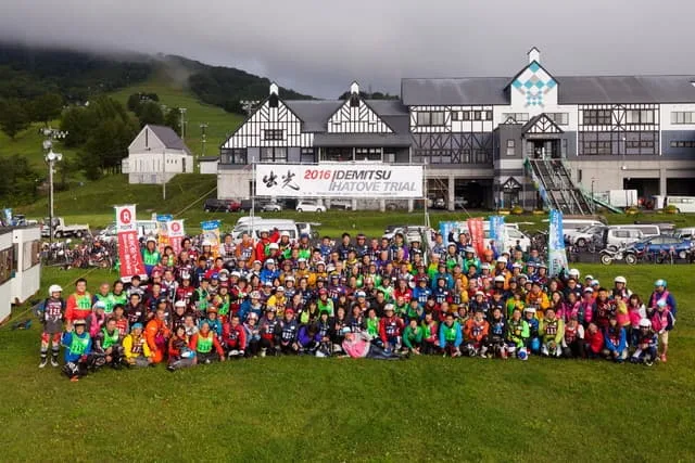 奥中山高原の集合写真