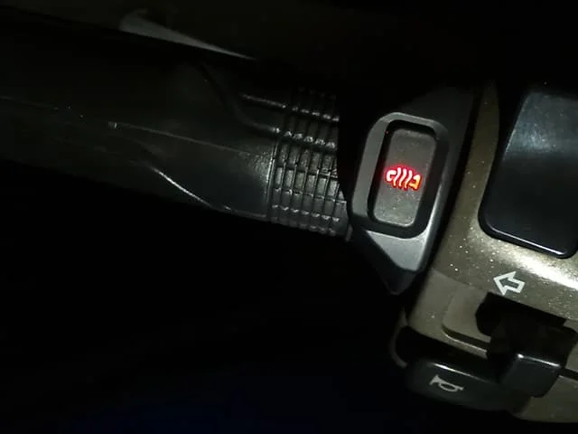 グリップヒーター